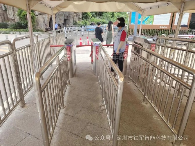 景區檢票口閘機怎么選擇？聚焦鐵軍智能四大作用和便捷通行優勢