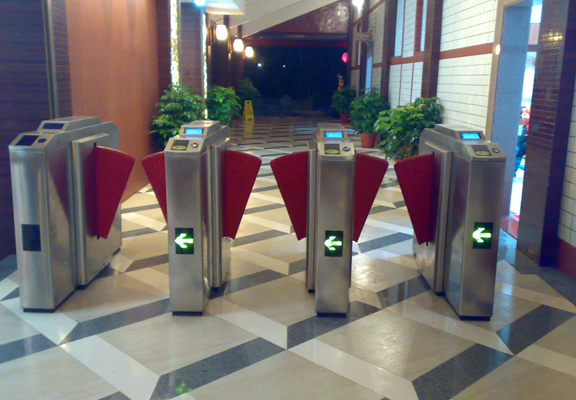 翼閘廠家為您介紹如何實現智能化管理翼閘