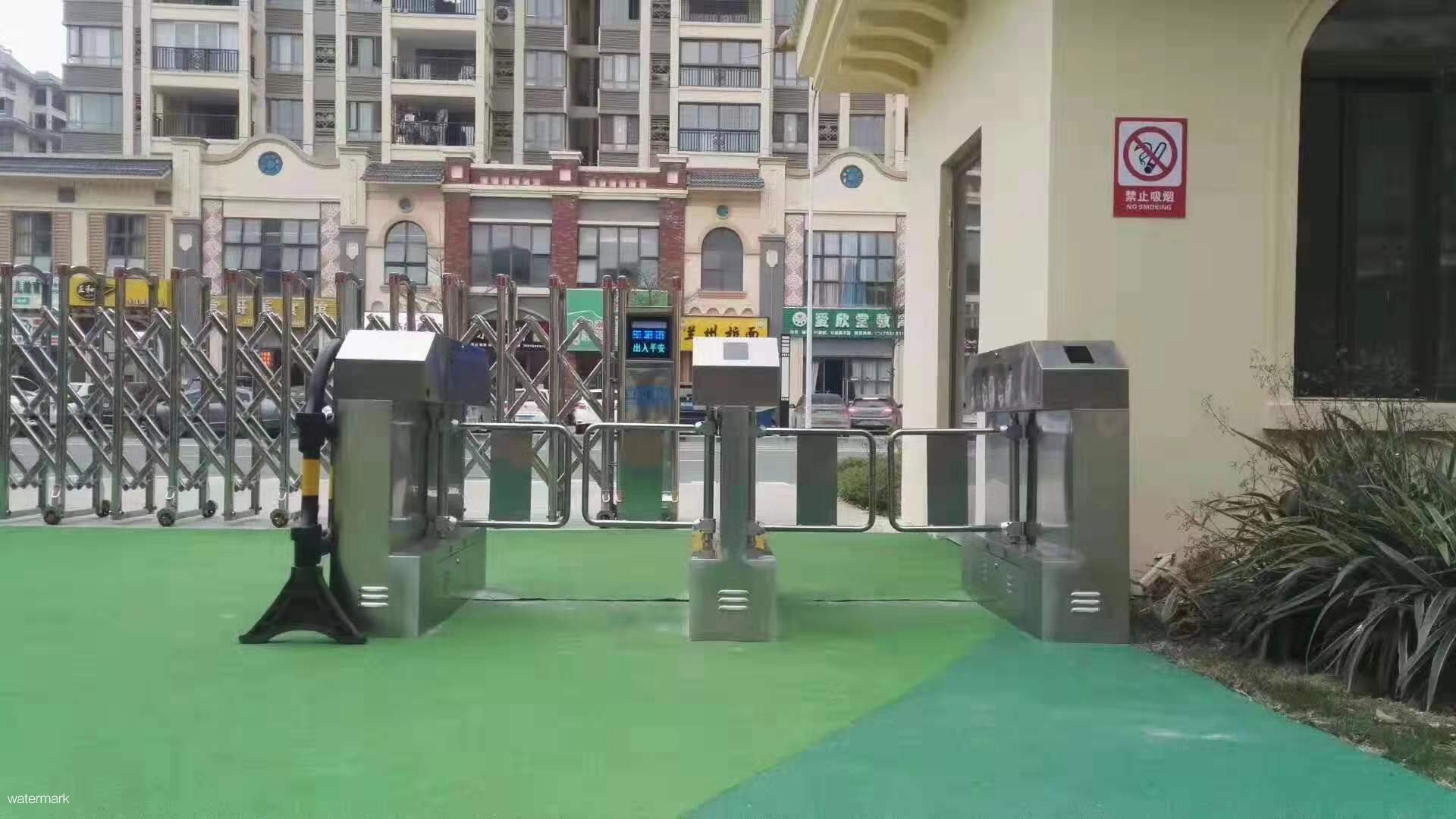 南寧幼兒園刷卡系統擺閘項目