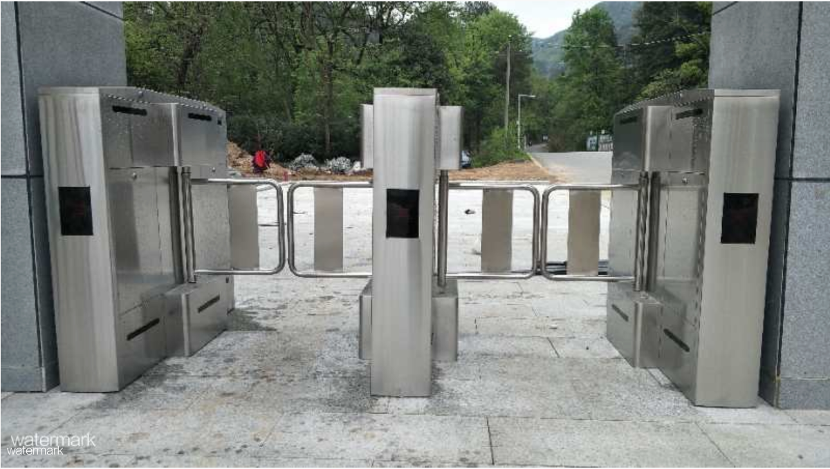 小區一般選用什么樣的人行通道閘機