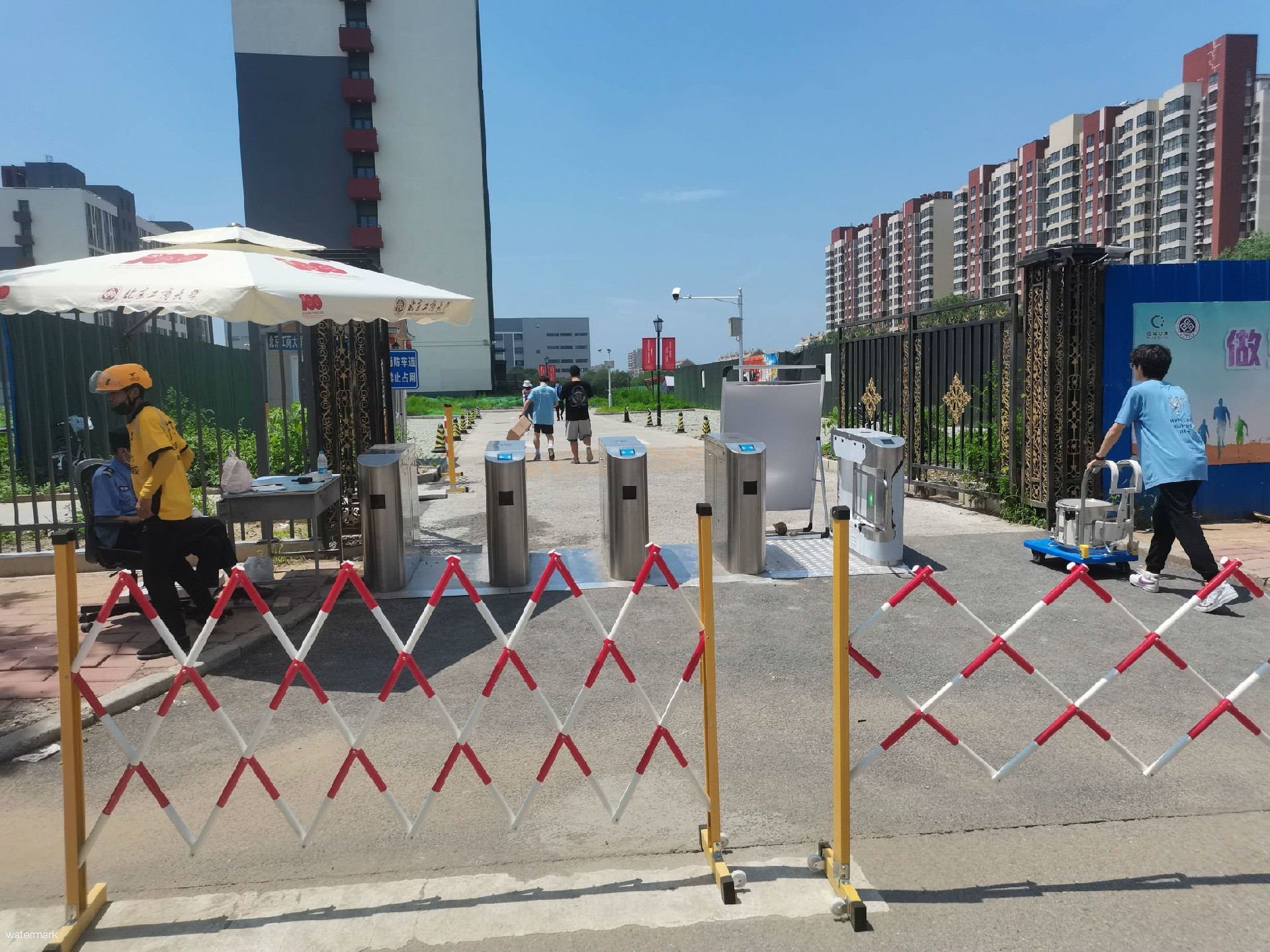 1656655992445493.jpg 60e8f261d0658.jpg