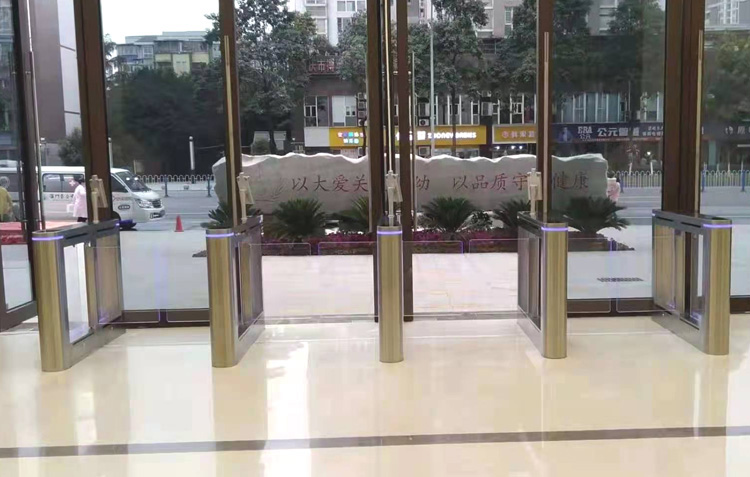 訪客系統(tǒng)與大廈寫(xiě)字樓門禁閘機(jī)的結(jié)合運(yùn)用及后臺(tái)管理