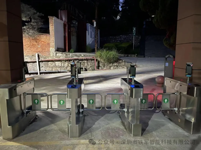 了解智慧校園一卡通門禁通道閘機的日常維護和保養