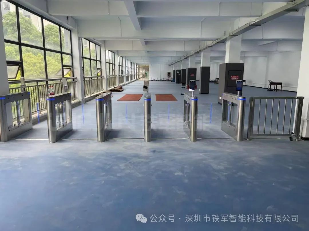 智慧校園新標配：人臉識別通道閘如何實現學生安全管理閉環？